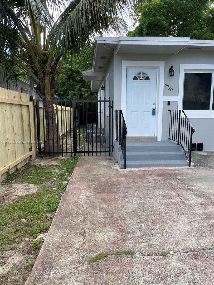 ROSE LAWN PK A SUB - Residential Income