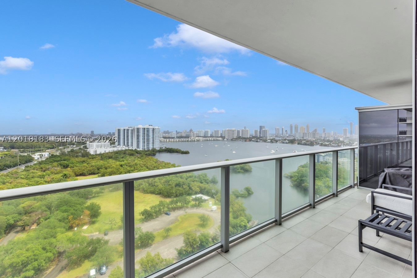 THE HARBOUR NORTH CONDO - Residential