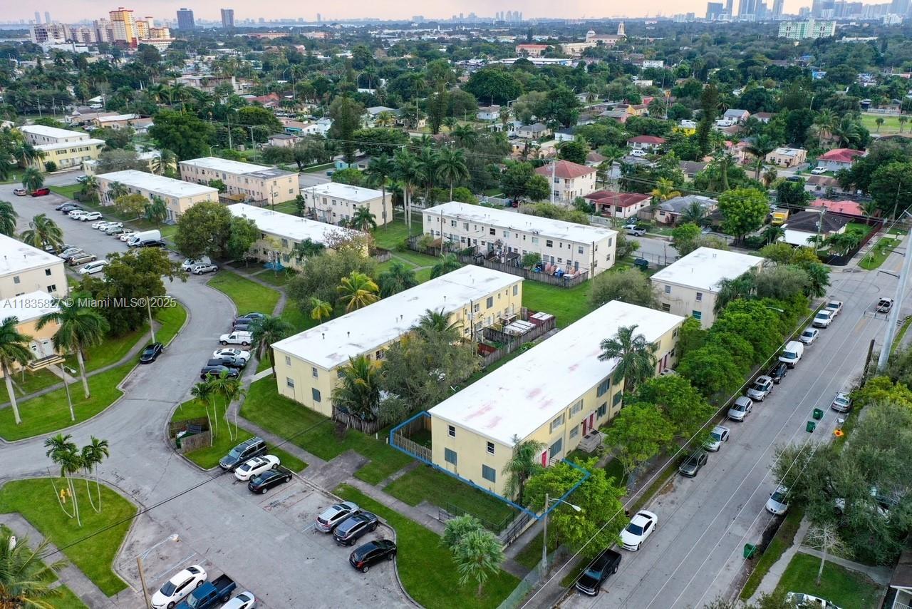 SUNSET PALM VILLAS CONDO - Residential Lease