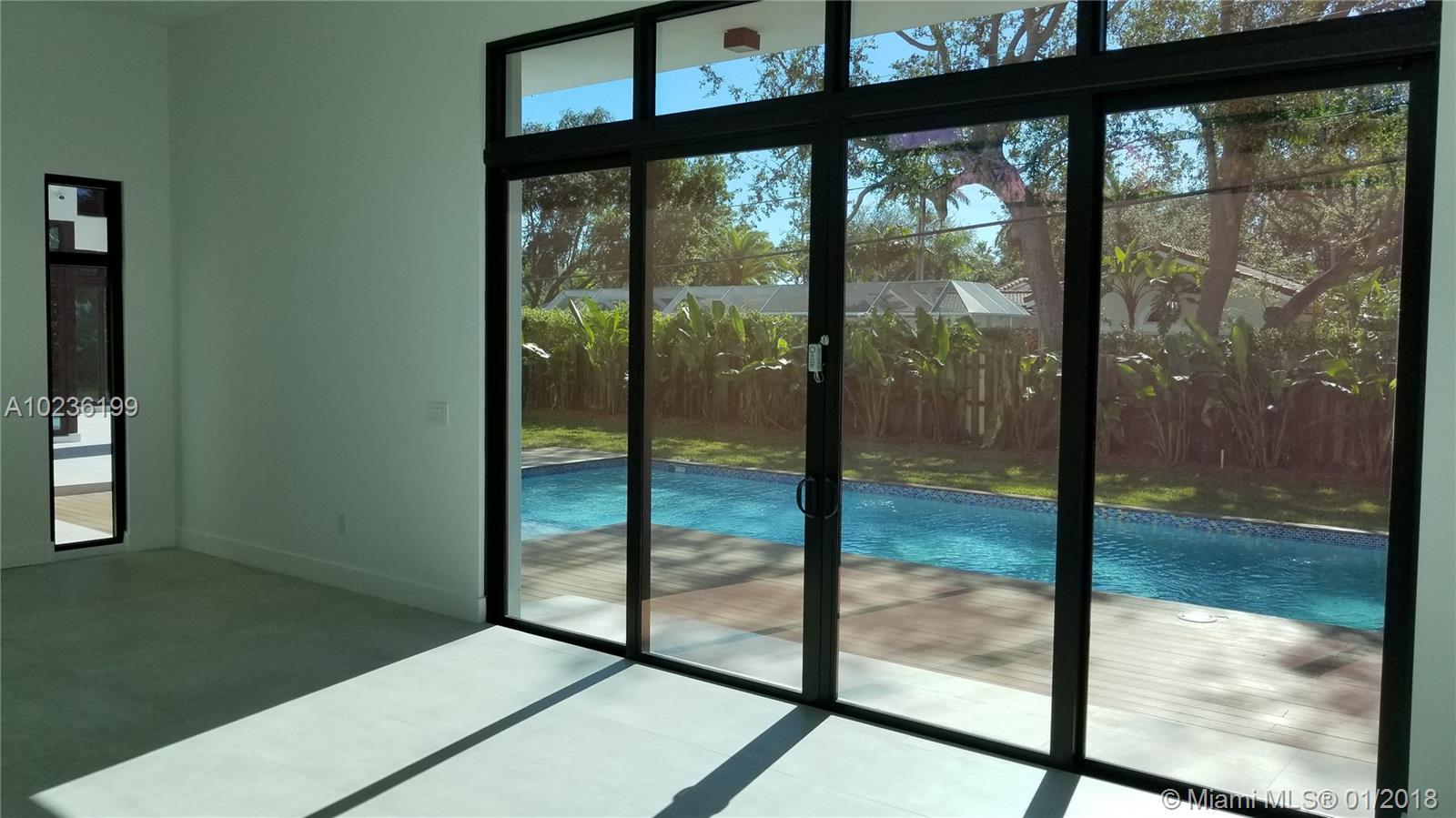 BRIERCLIFF SUB PINECREST - Residential