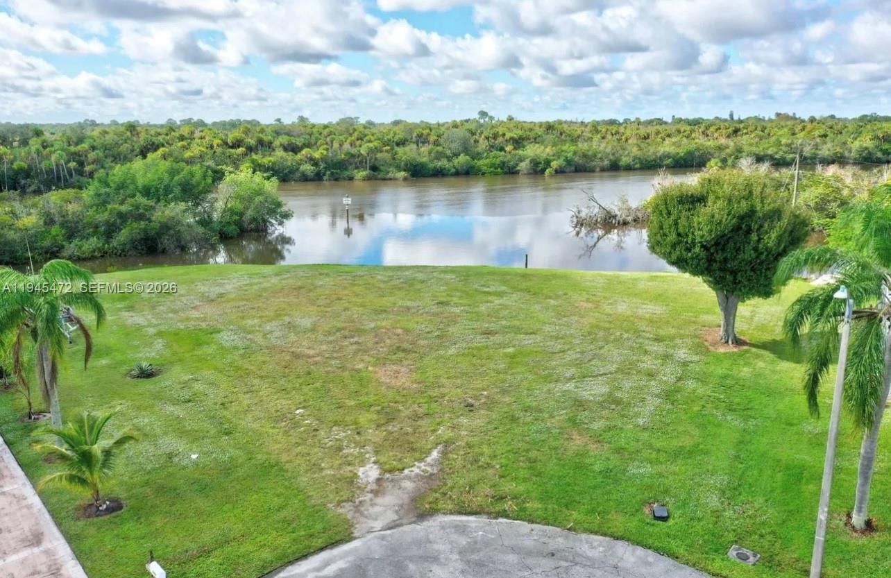 Huge waterfront lot on St. Lucie River with Ocean access! Great opportunity to custom-build your dream home on this expansive pie-shaped lot in Port St. Lucie with almost 200 feet of waterfront frontage. Plenty of space for a pool. Located on a cul-de-sac for extra privacy and tranquility. This cleared lot is ready for construction! Own a riverfront piece of paradise-call for showing today!