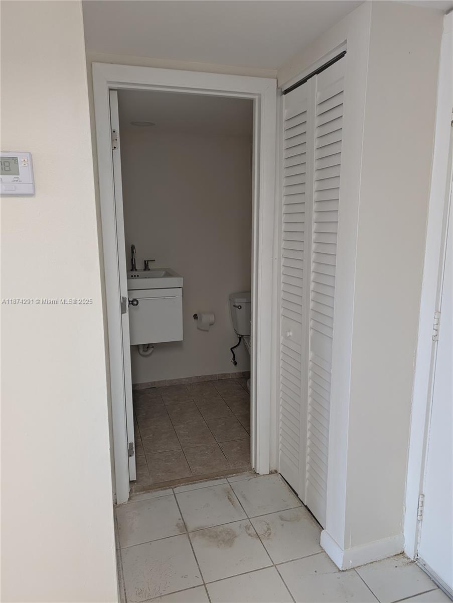 GARDENS OF KENDALL SO CON - Residential Lease