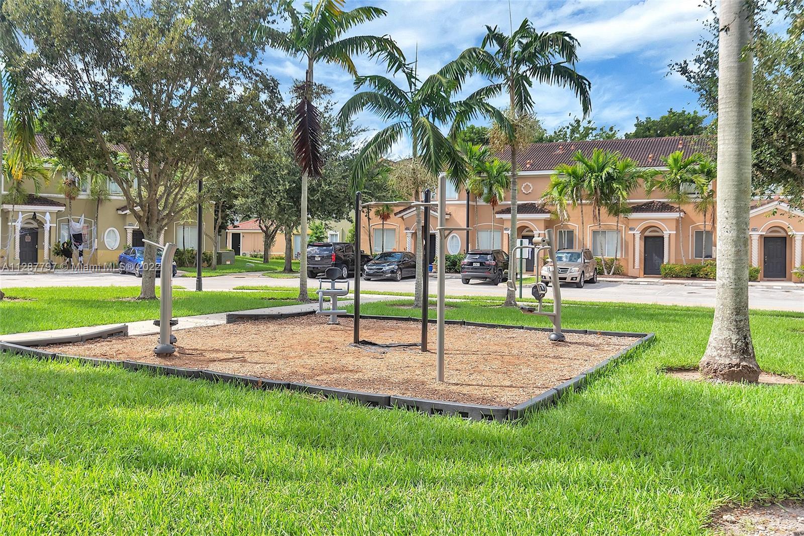 KEYS GARDEN - Residential