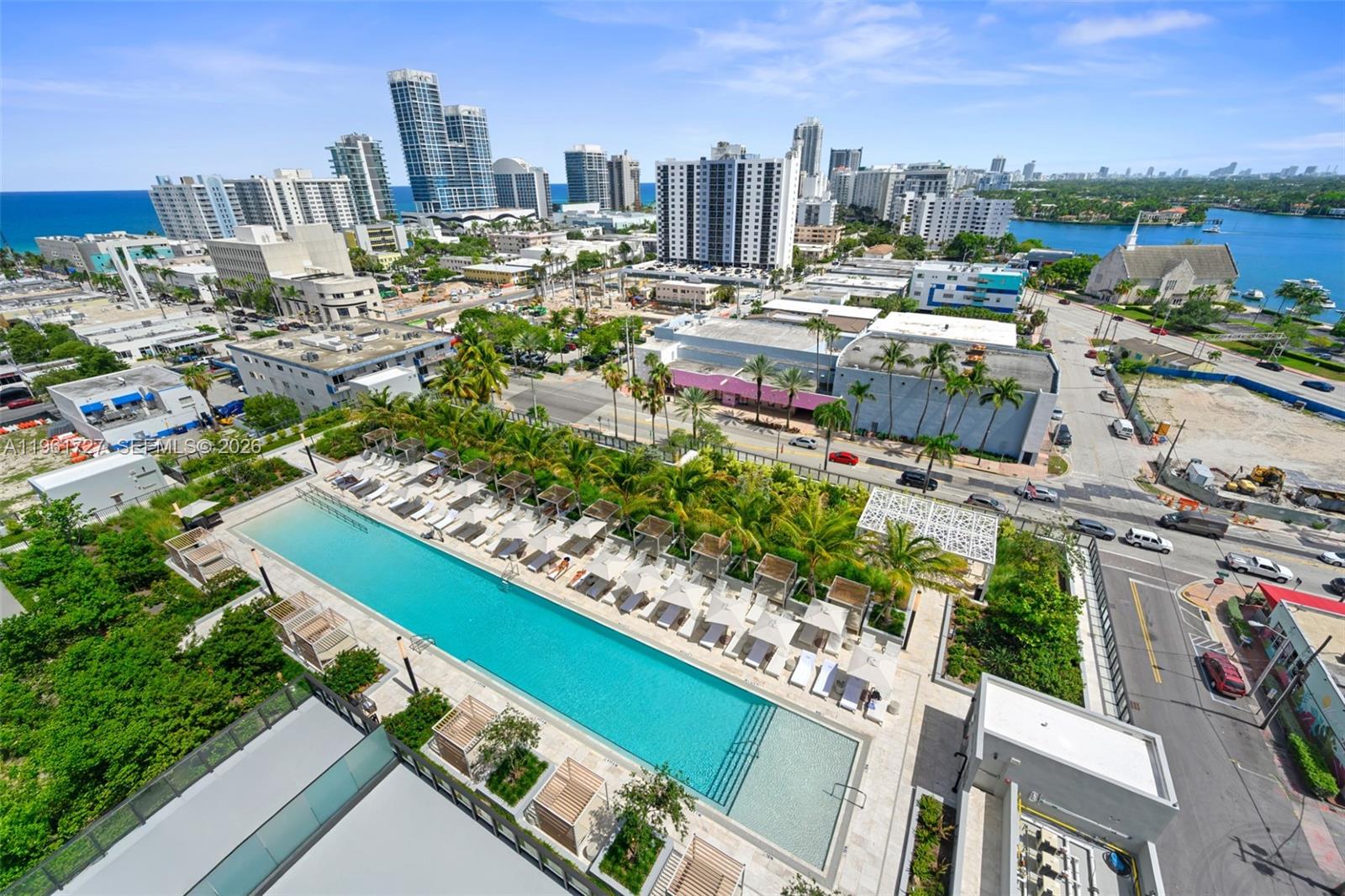 72 PARK - Residential