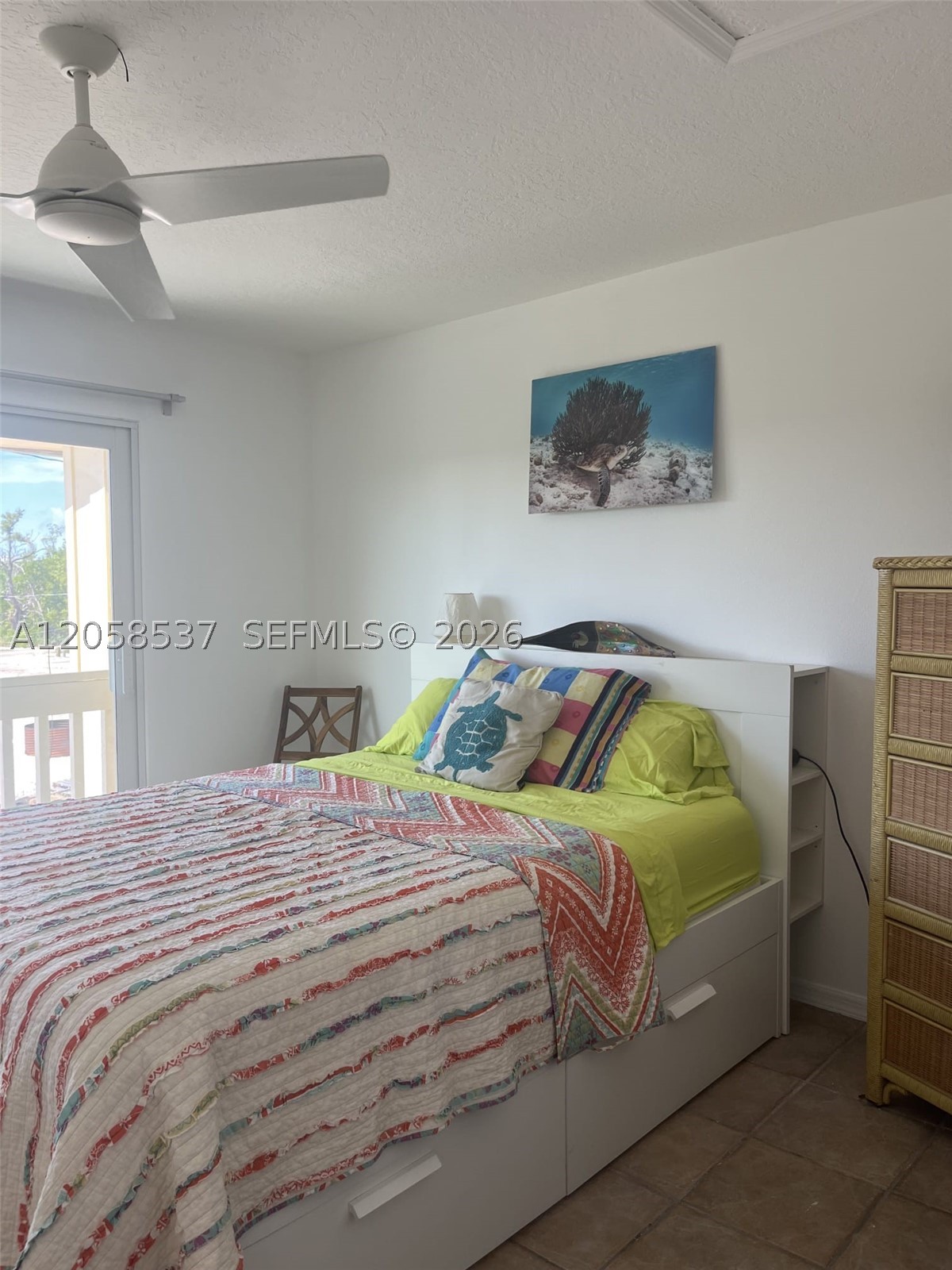HIDEAWAY BAY BEACH CLUB - Residential
