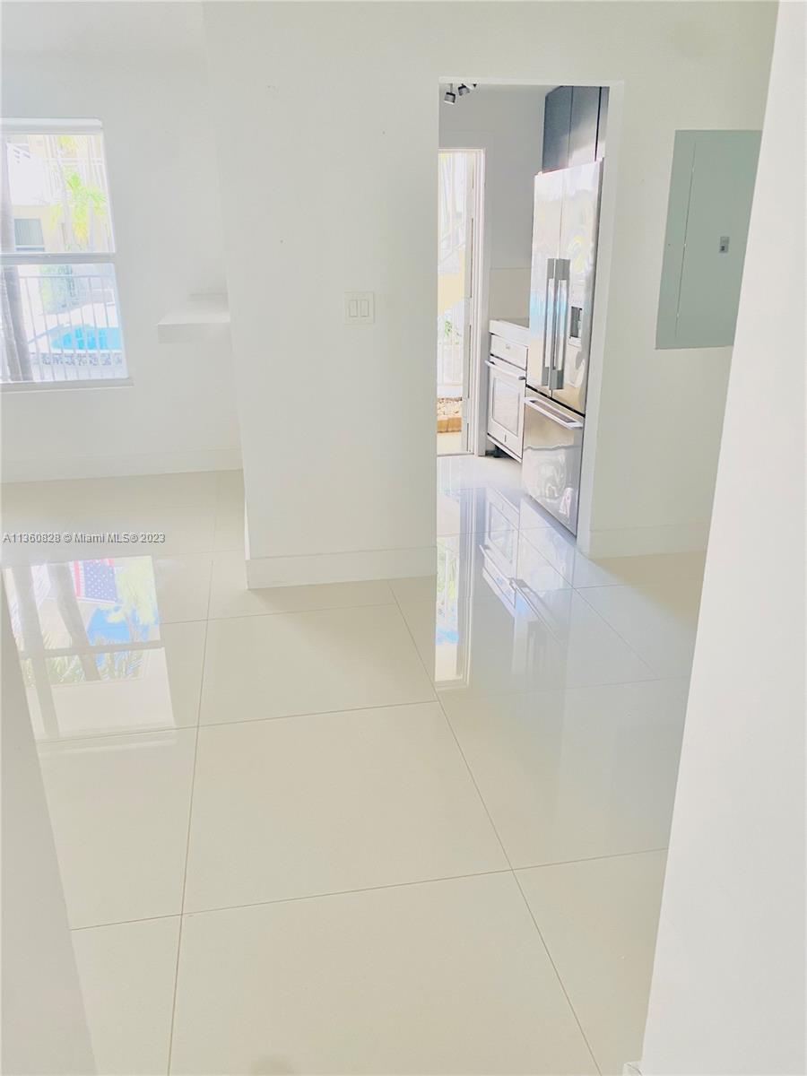 CAY POLYNESIA CONDO - Residential Lease