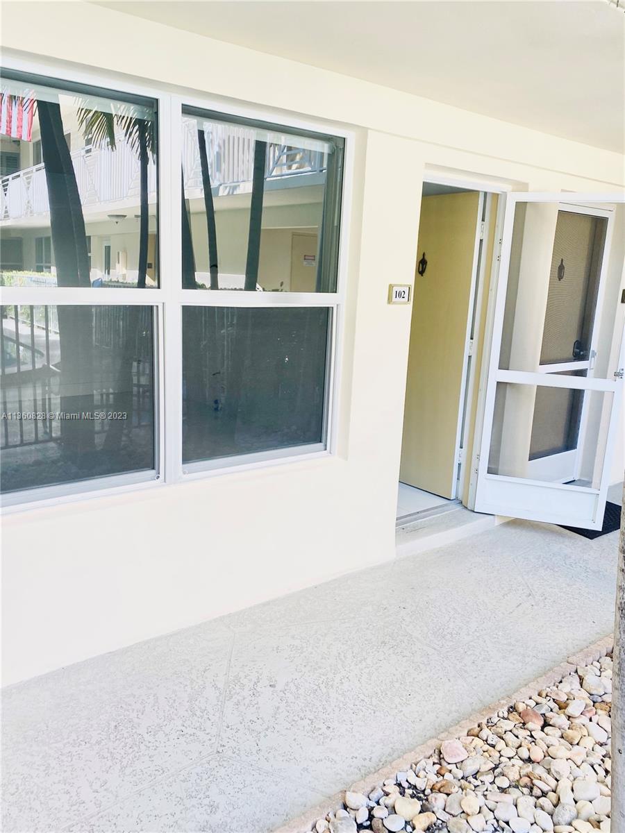 CAY POLYNESIA CONDO - Residential Lease
