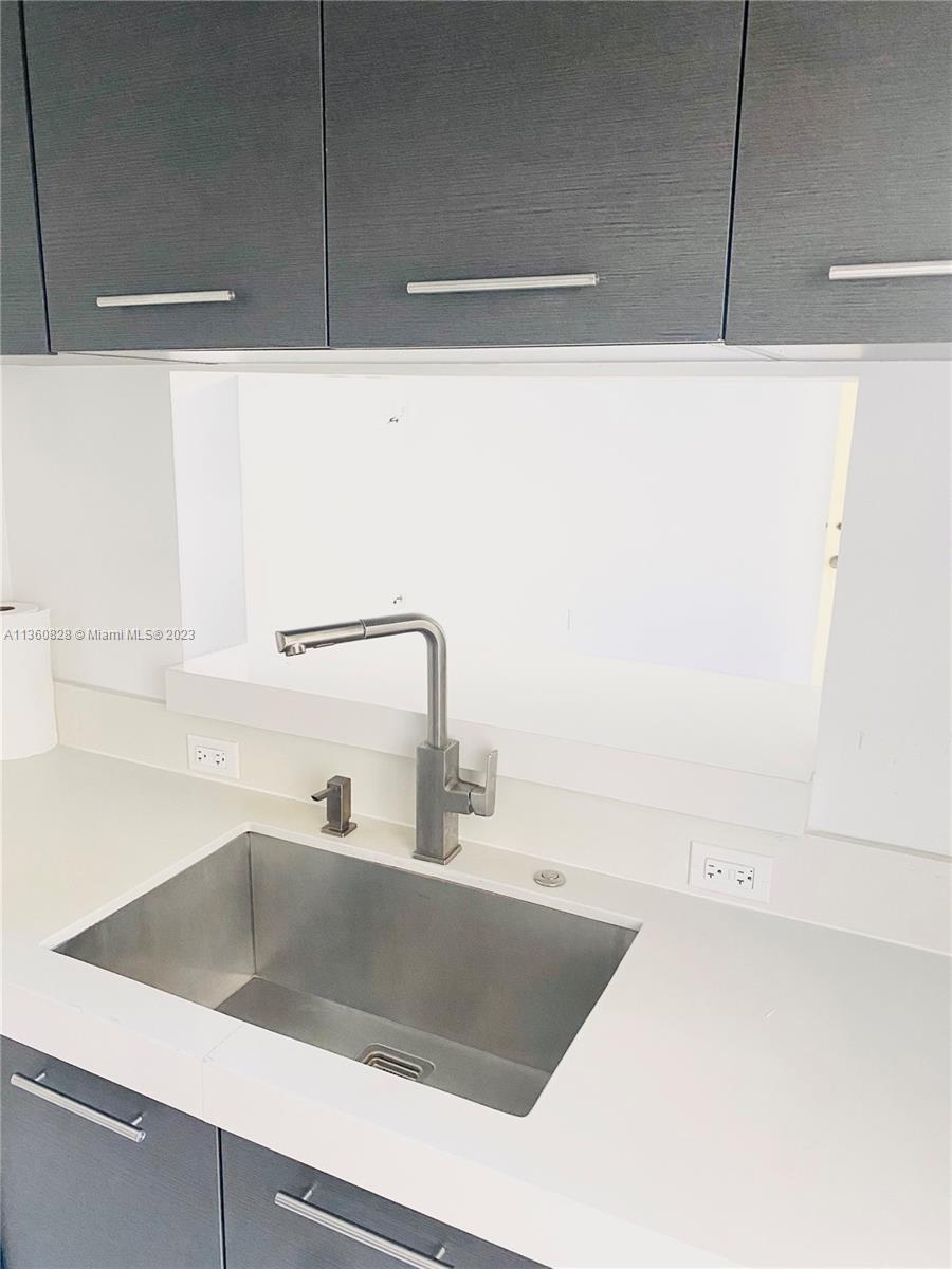 CAY POLYNESIA CONDO - Residential Lease