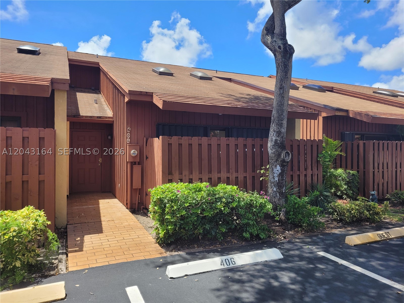 SANDPIPER BAY - Residential