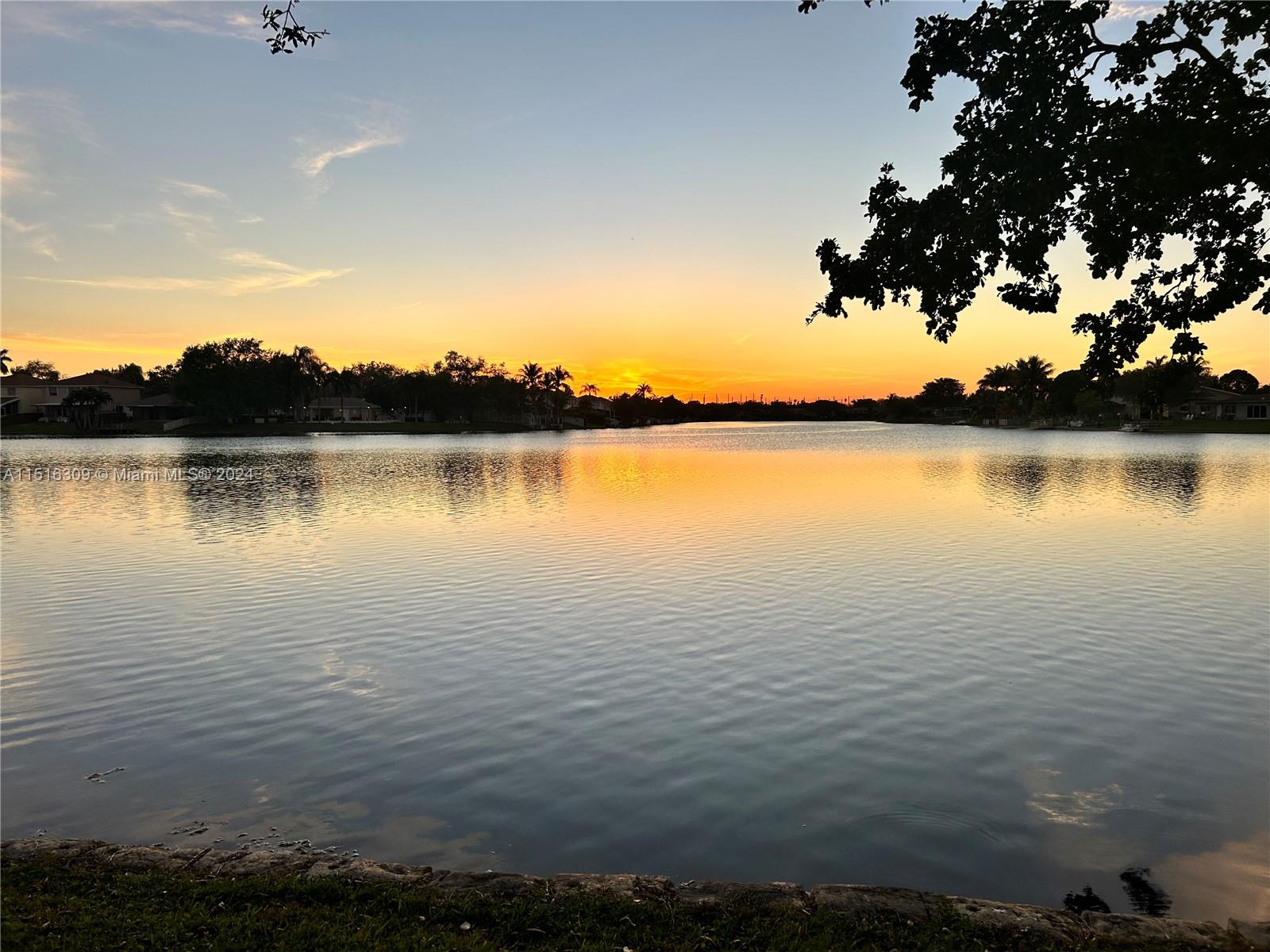 EVERGLADES SUGAR & LAND - Residential Lease