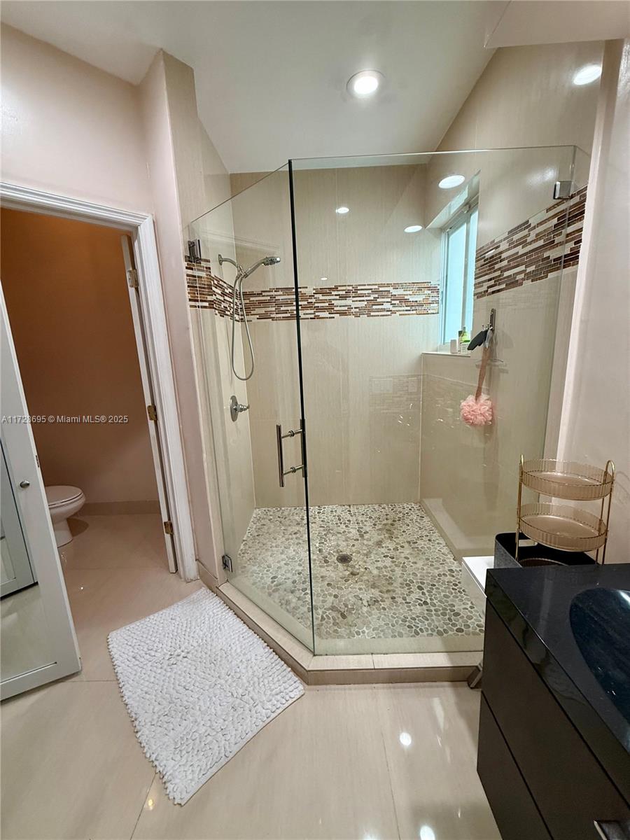 SHORES AT KEYS GATE - Residential