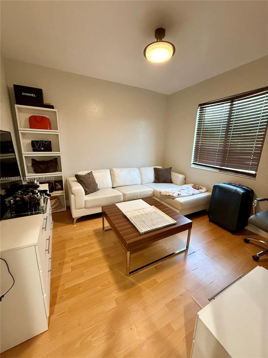SHORES AT KEYS GATE - Residential