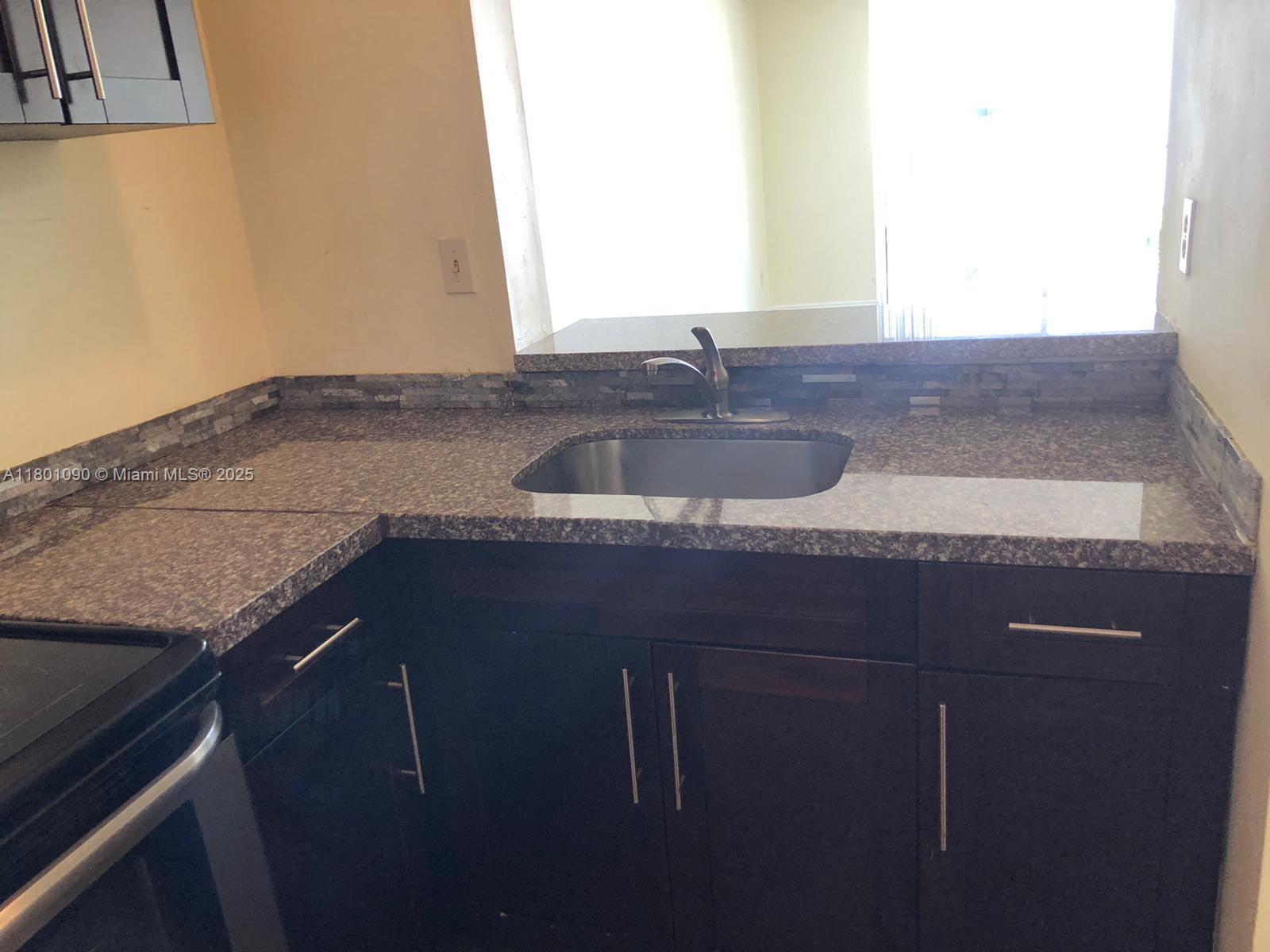MONTECARLO CONDO - Residential