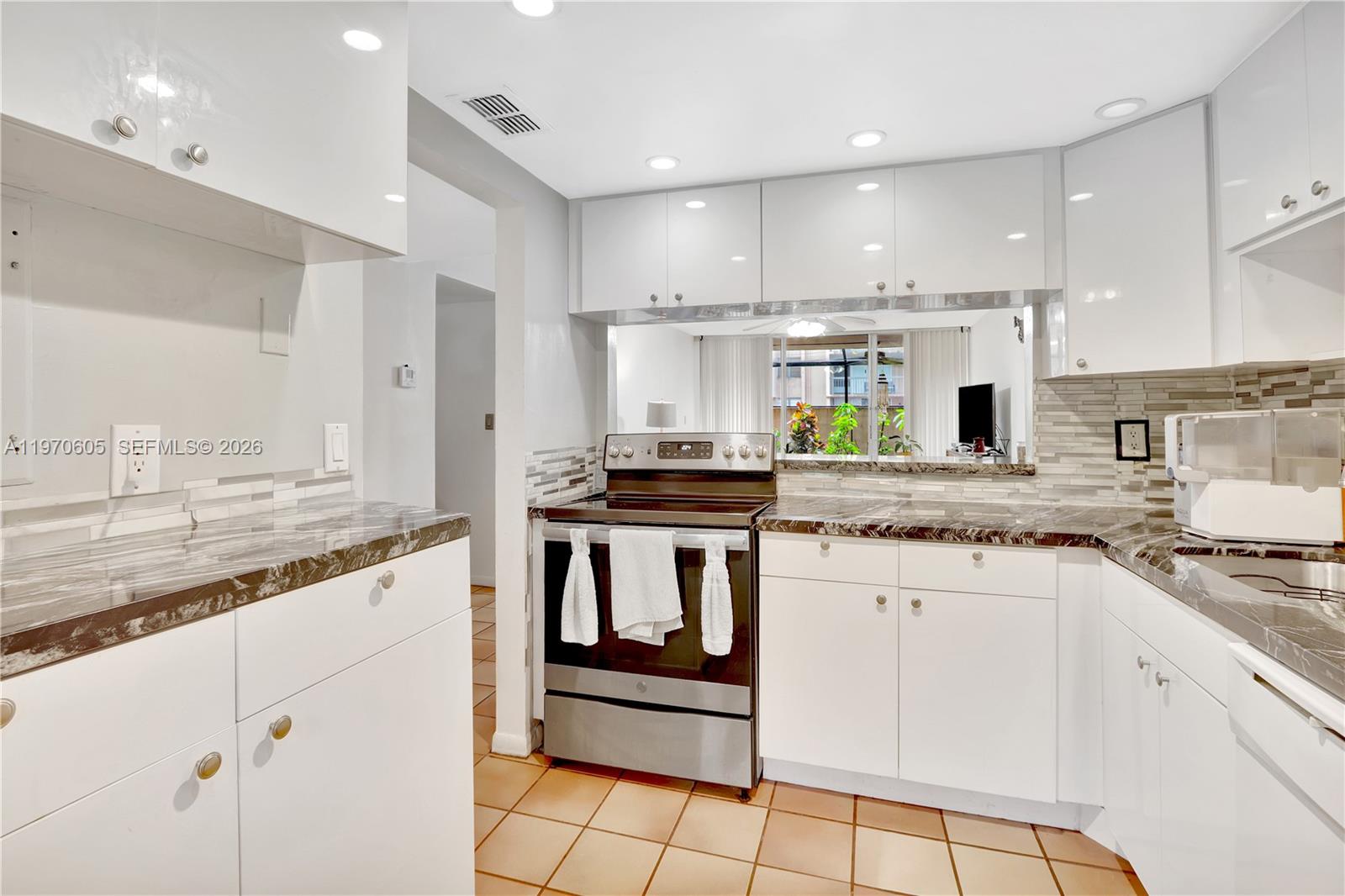 GARDEN OF KENDALL CONDO N - Residential