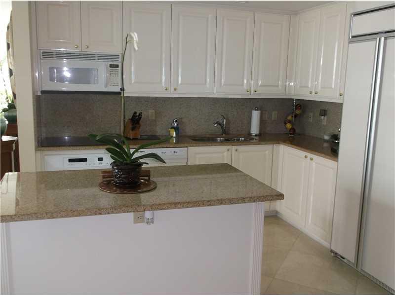 THE TOWER RESIDENCES COND - Residential Lease
