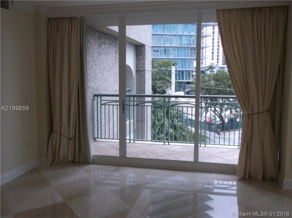 THE TOWER RESIDENCES COND - Residential Lease