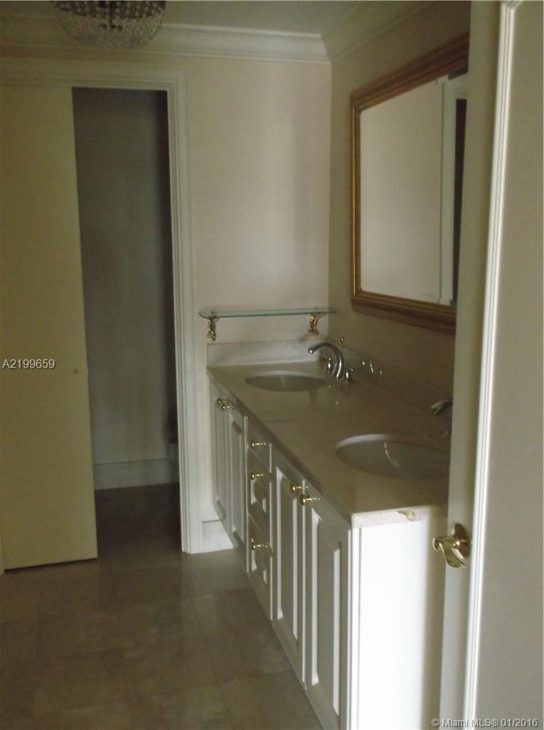 THE TOWER RESIDENCES COND - Residential Lease