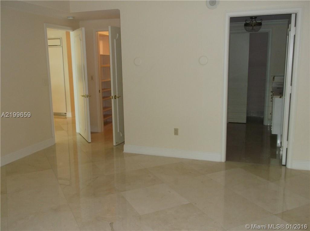 THE TOWER RESIDENCES COND - Residential Lease