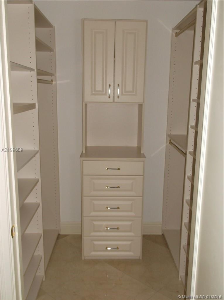 THE TOWER RESIDENCES COND - Residential Lease