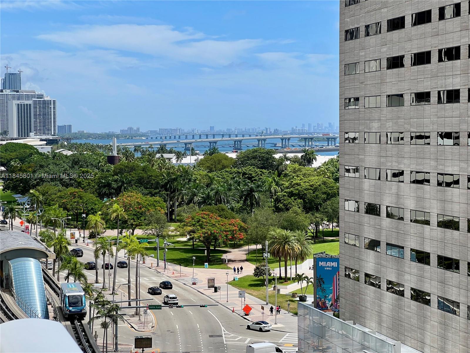 Met 1 - Residential Lease