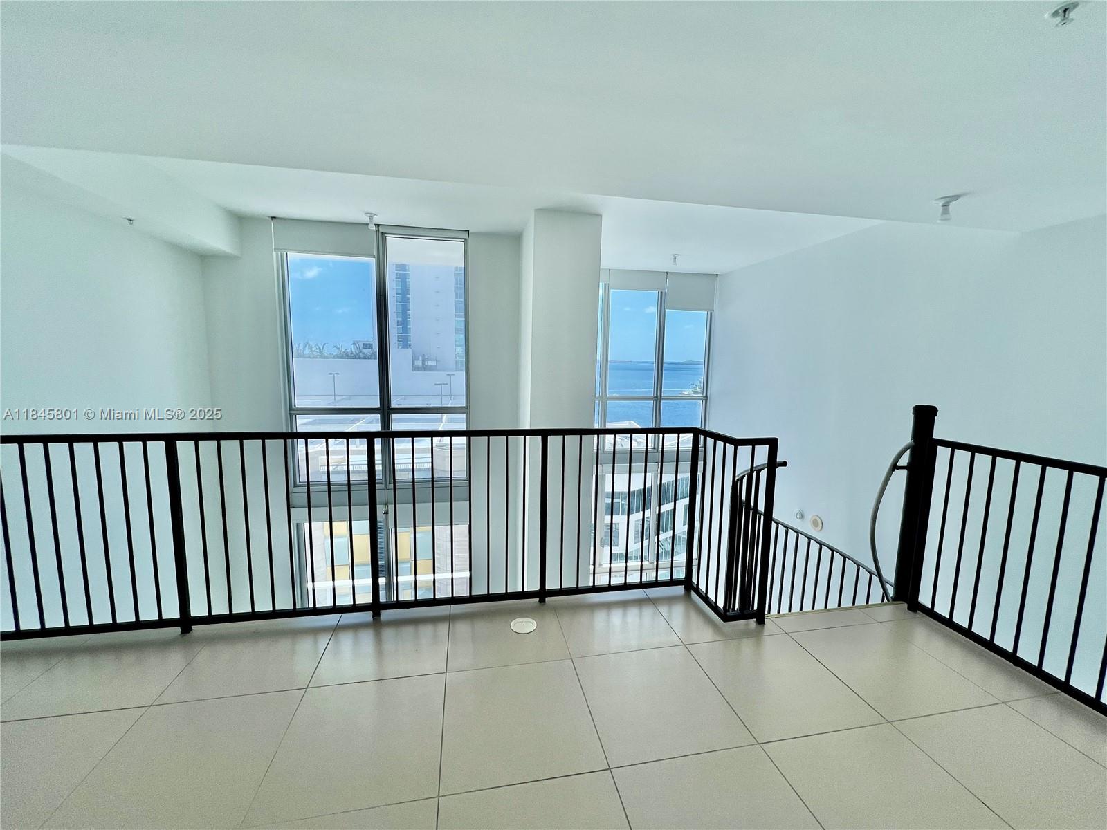 Met 1 - Residential Lease