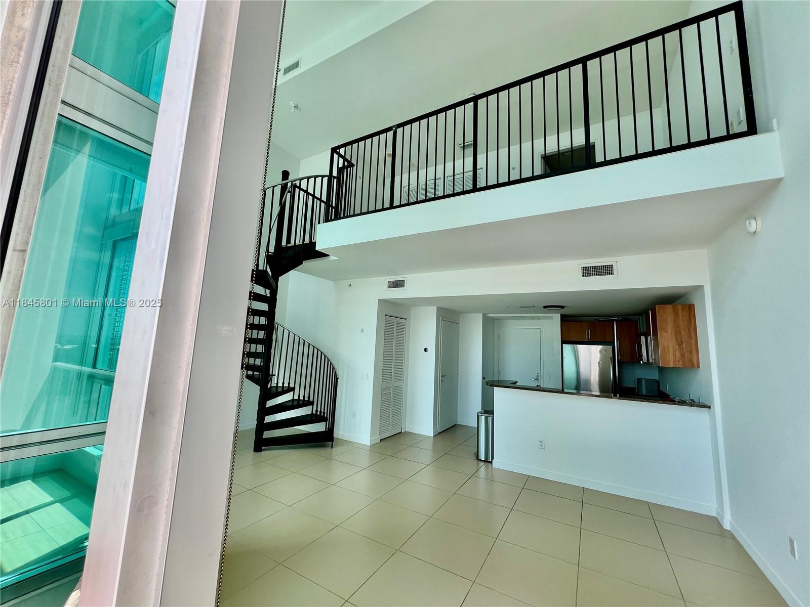 Met 1 - Residential Lease