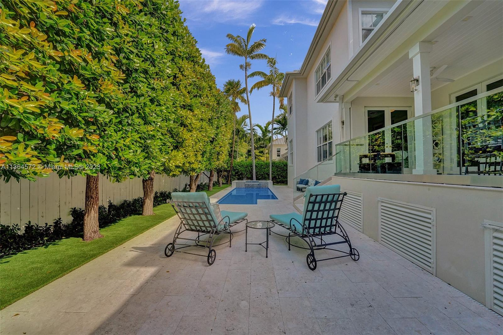 TROPICAL ISLE HOMES SUB 4 - Residential