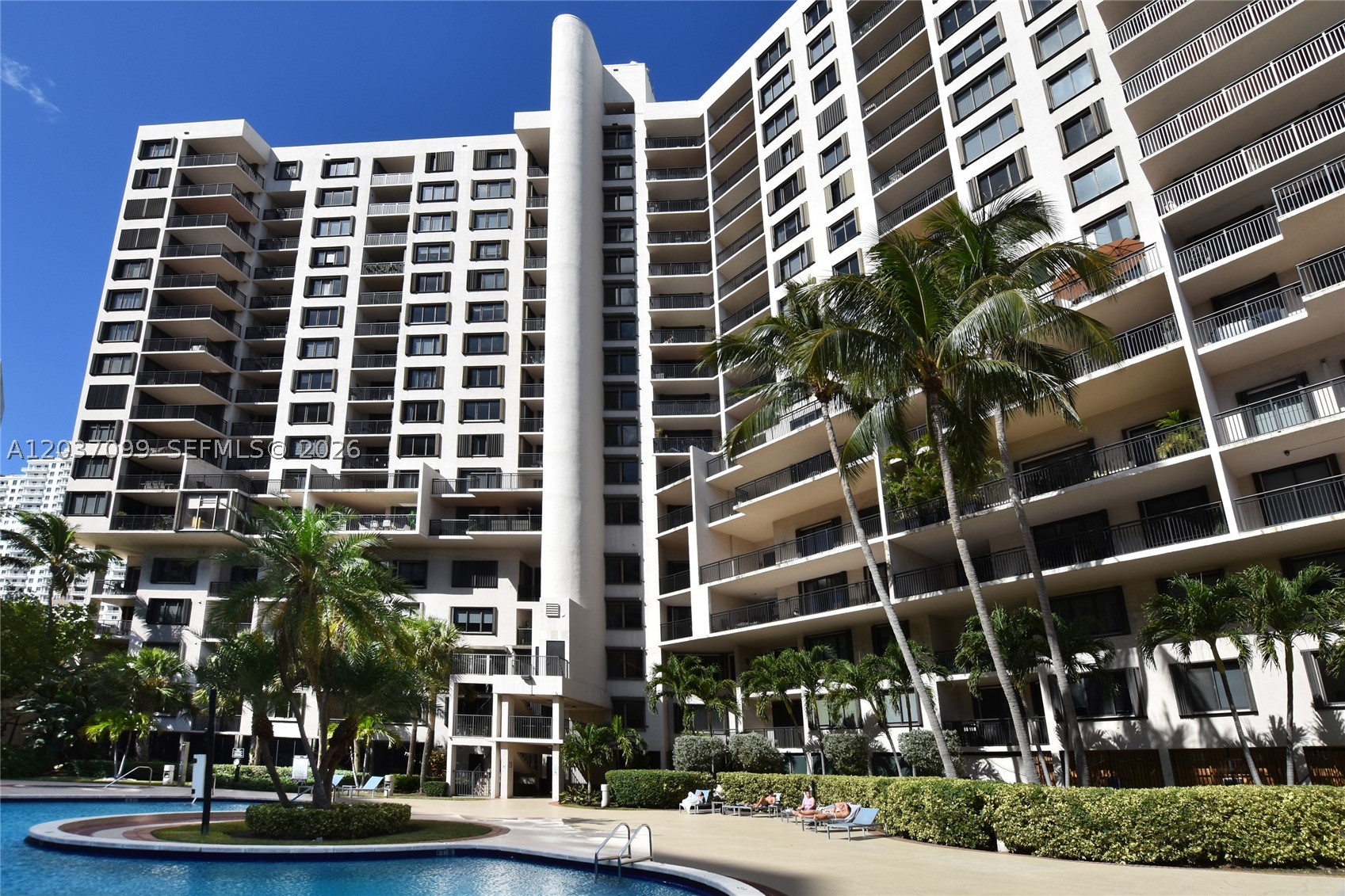 BRICKELL KEY II CONDO - Residential Lease