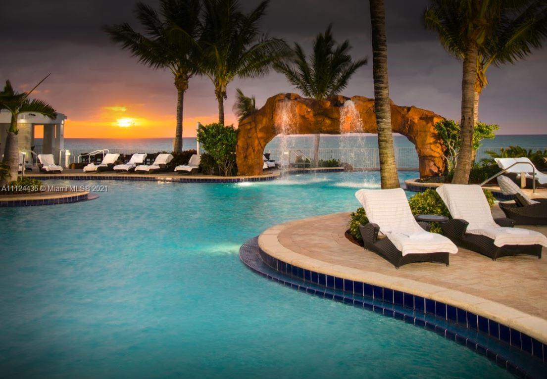 TRUMP INTERNATIONAL SONES - Residential