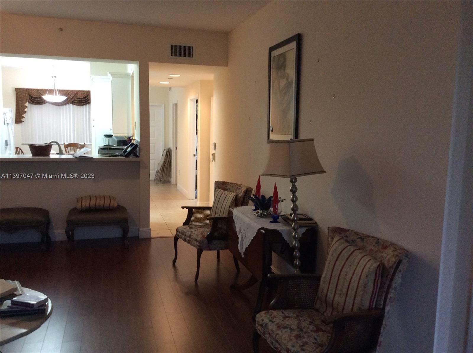 KINGS POINT - Residential