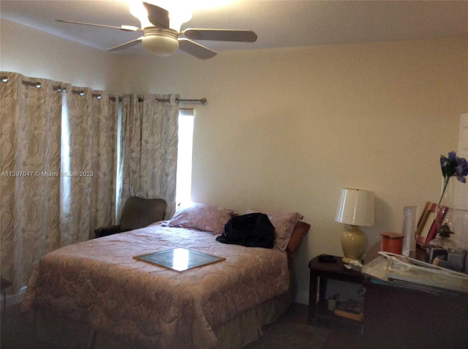 KINGS POINT - Residential