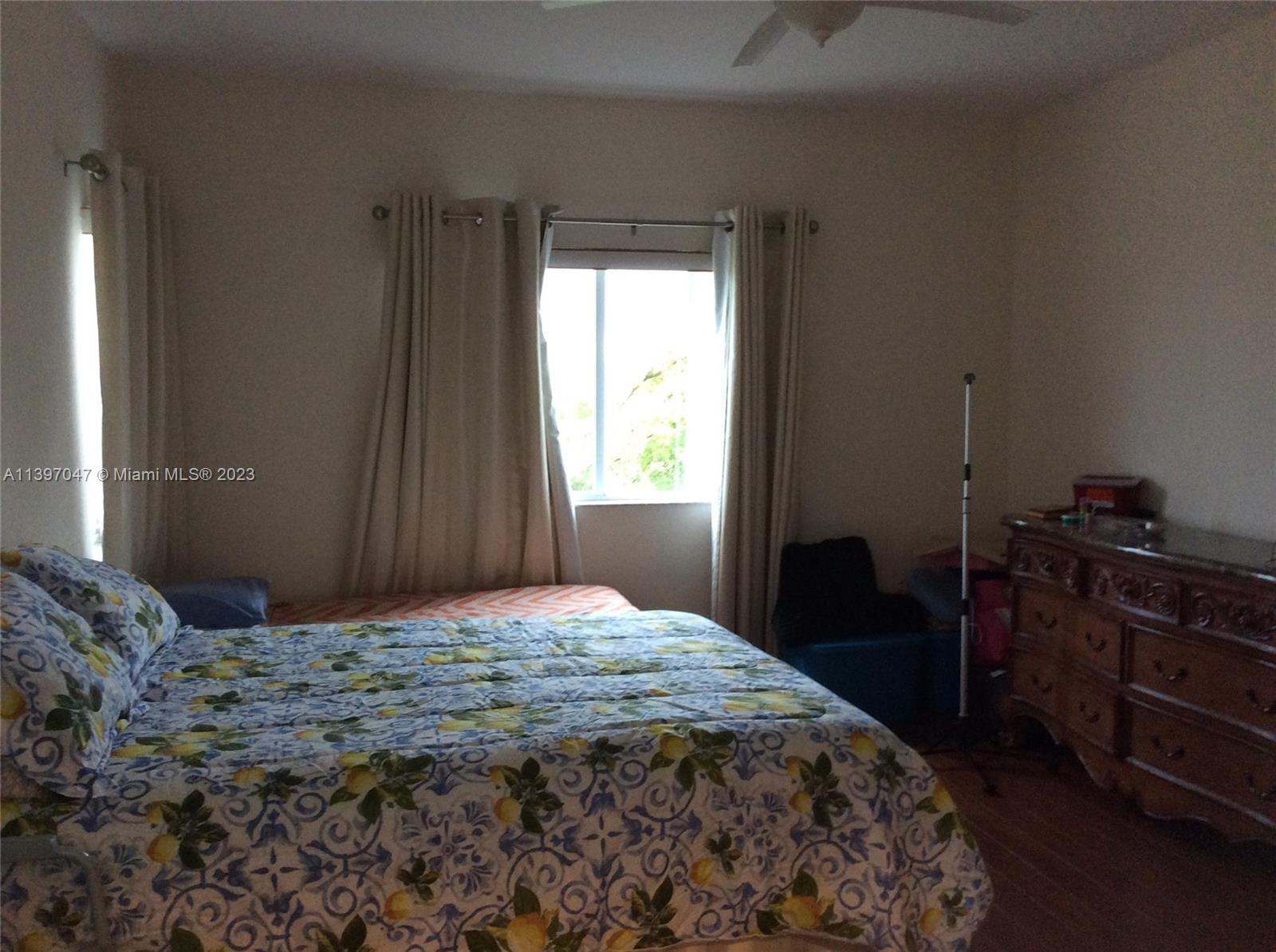 KINGS POINT - Residential