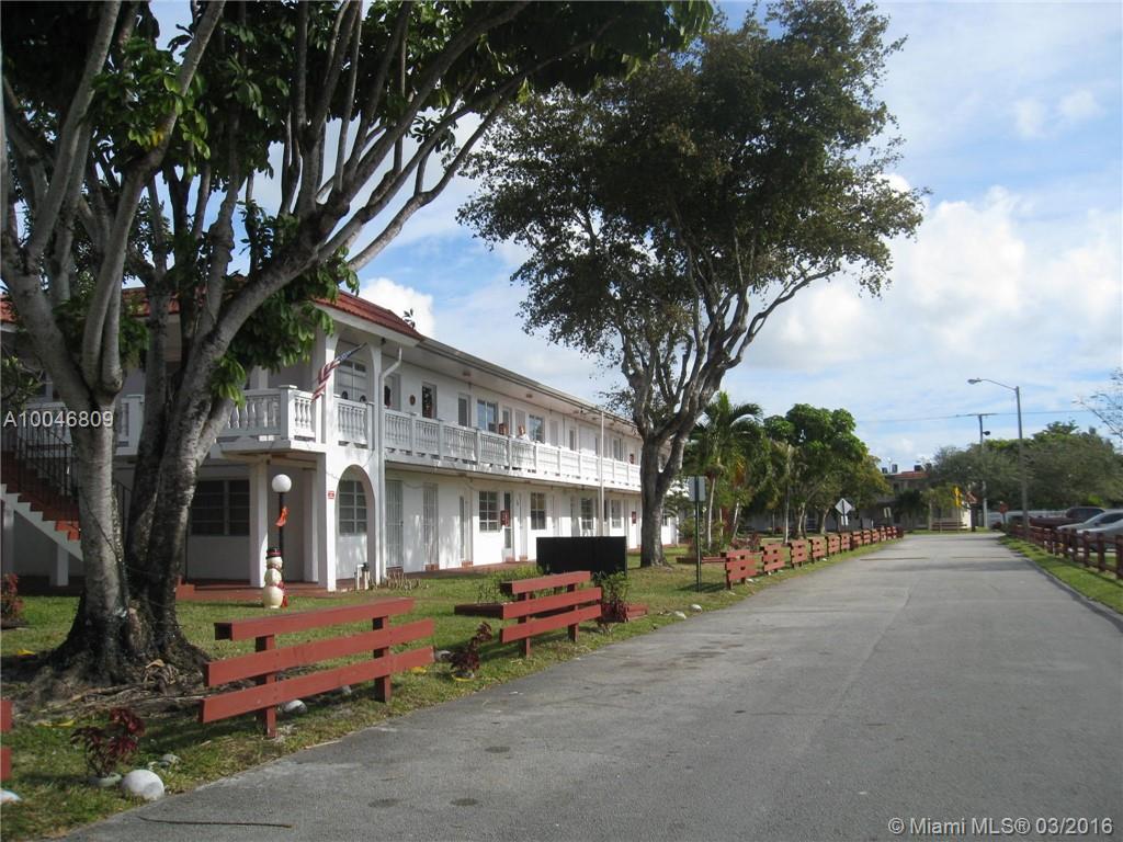 Excellent Condition!!!  Ground Floor with tile throughout. Open Kitchen, Enclosed Balcony overlooking the canal. Conveniently located to main roads, I-95, 826, State Road 7 or 441 and Turnpike. Easy access to Aventura and Hallandale Casino and Race Track. Association says Ro-Mont is a HOPA Community
