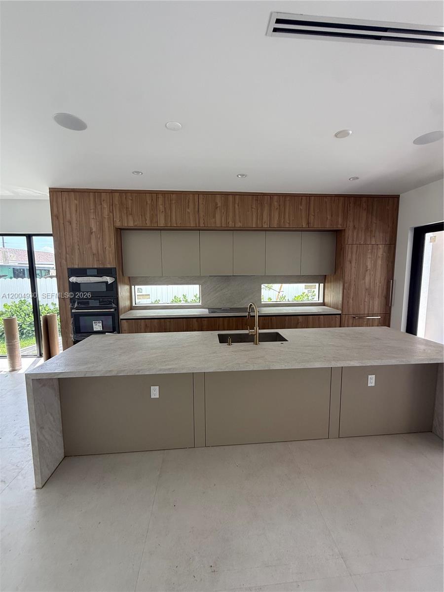 CORAL VILLAS REV - Residential