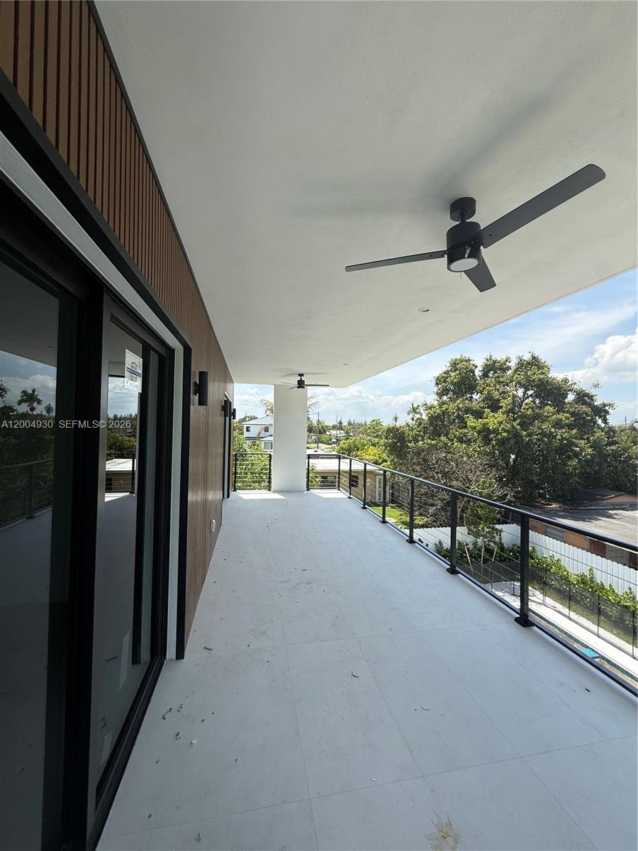 CORAL VILLAS REV - Residential