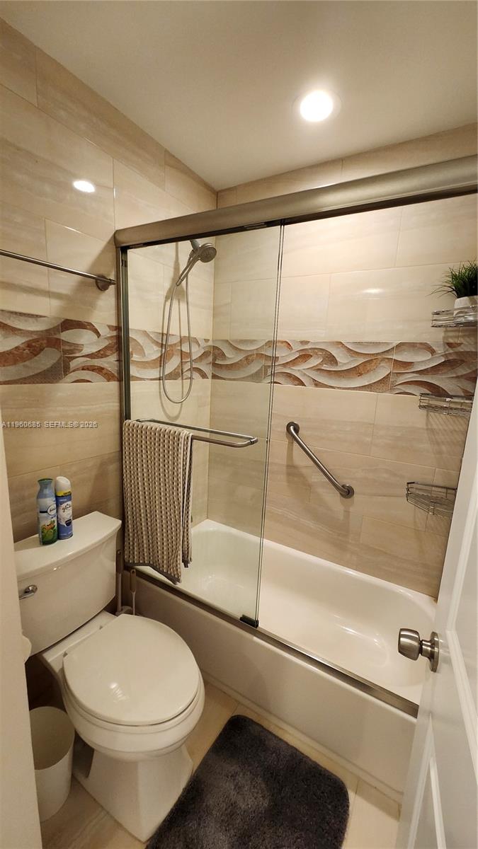 KINGS POINT PIEDMONT COND - Residential