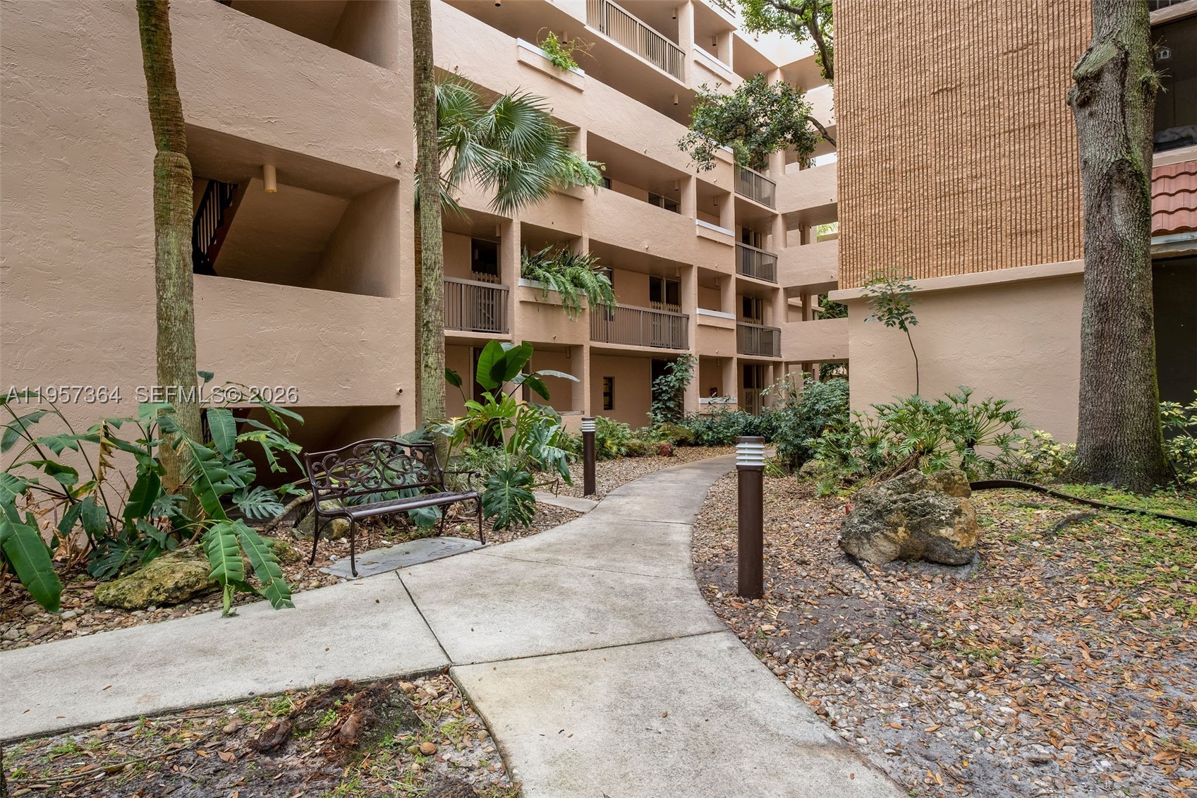 ROYAL PALM AT PLANTATION - Residential