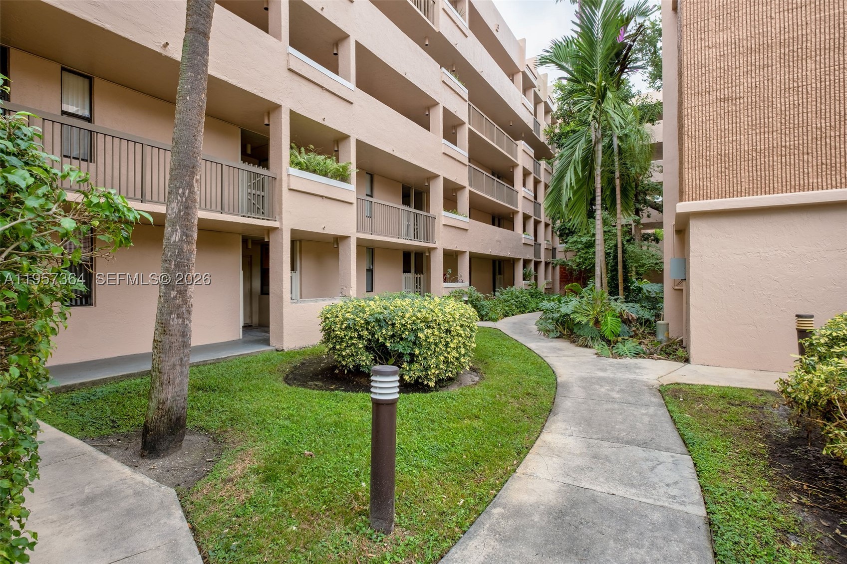 ROYAL PALM AT PLANTATION - Residential