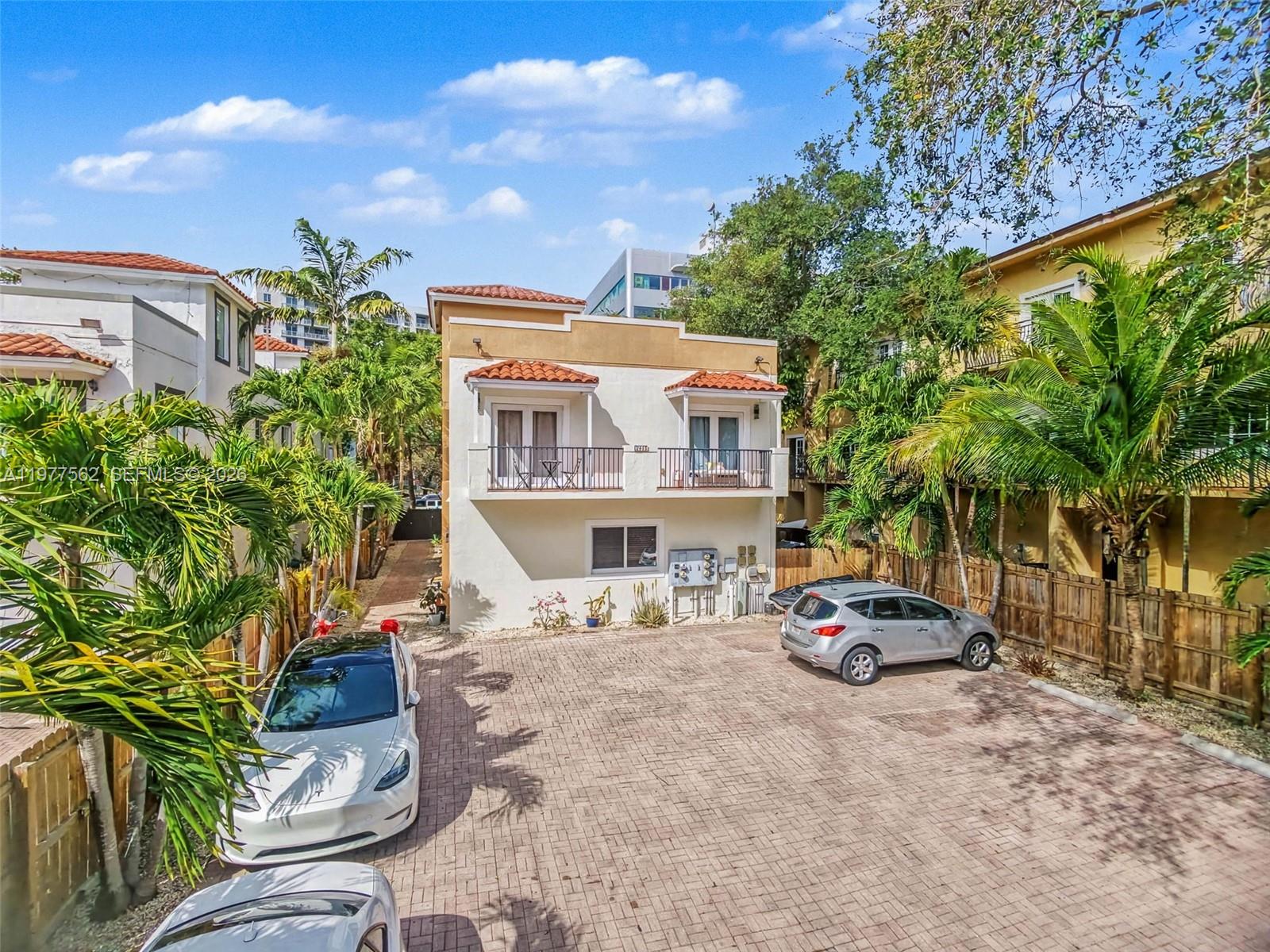 PALM TERRACE - Residential Income