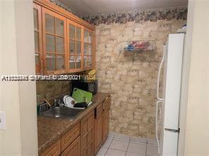 ROYAL PALM GARDENS CONDO - Residential Lease