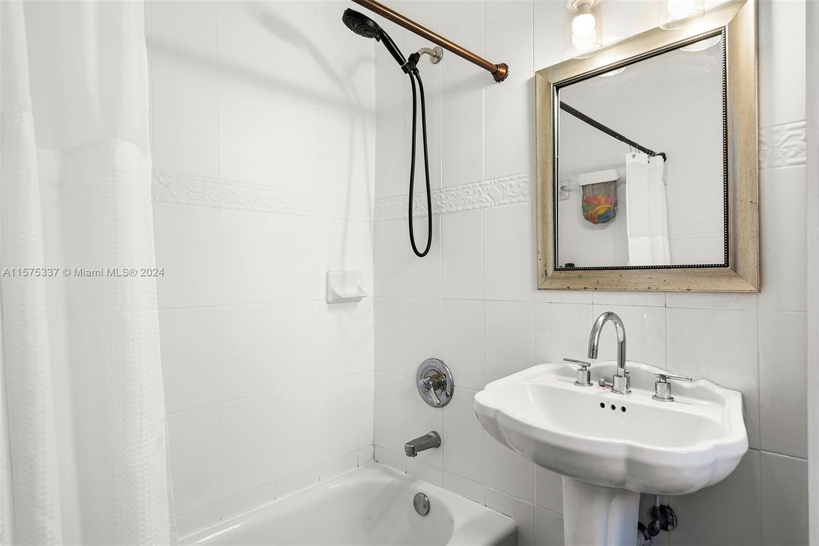 ISLE OF NORMANDY OCEAN SI - Residential Lease