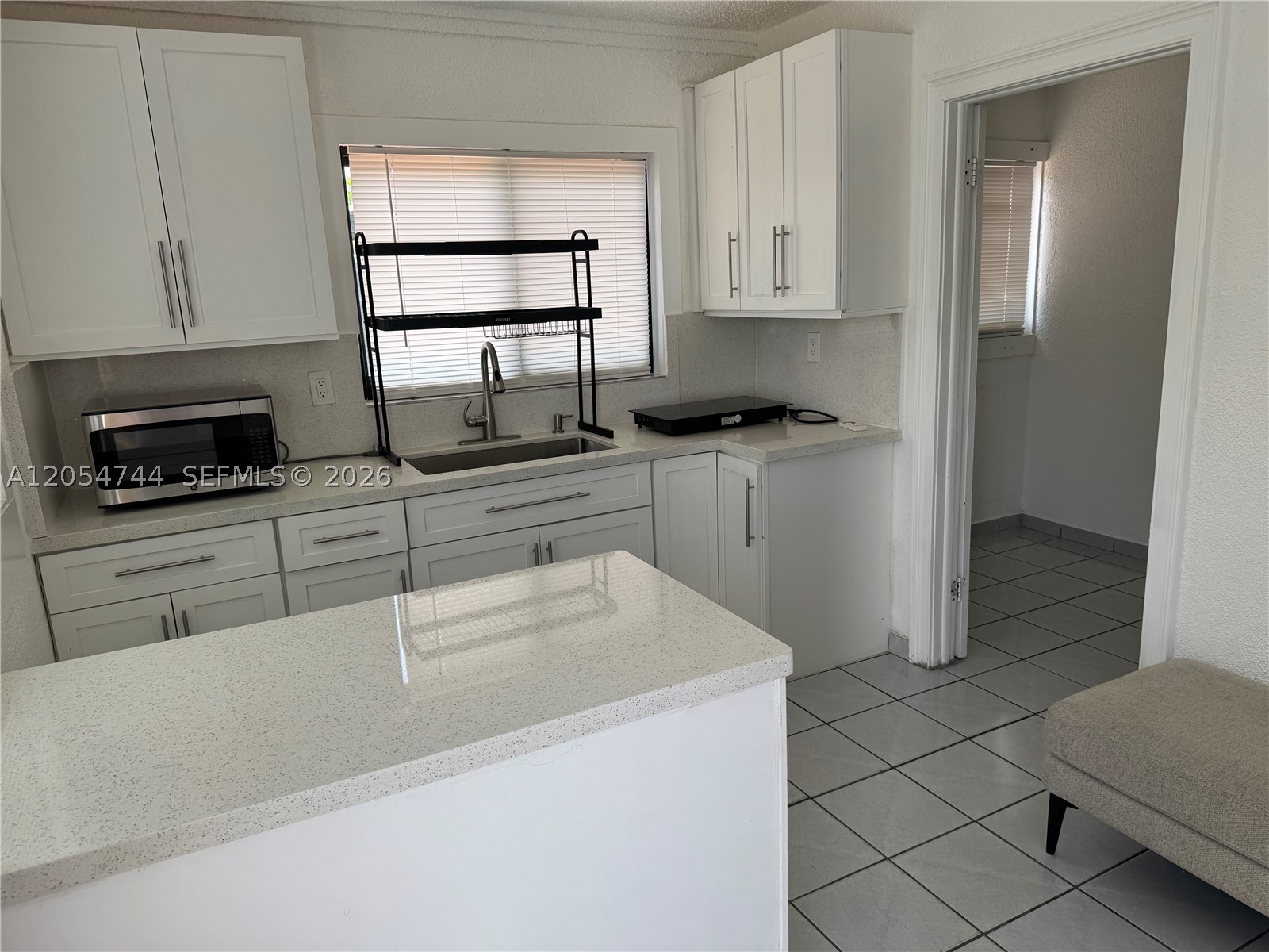 PALM SPRINGS NORTH SEC N - Residential Lease
