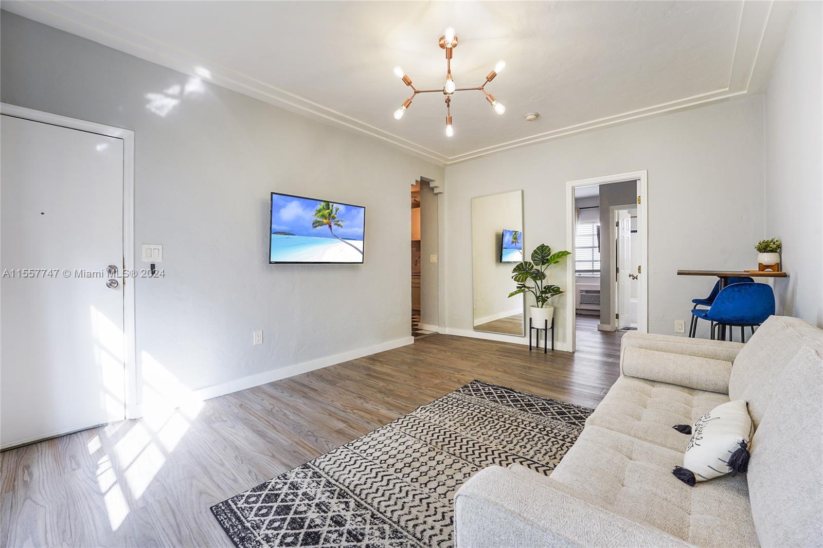 CASABLANCA OF SOUTH BEACH - Residential Lease