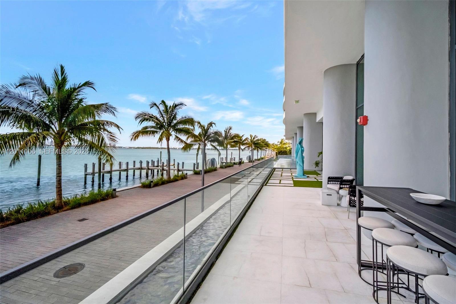 ONE PARAISO CONDO - Residential
