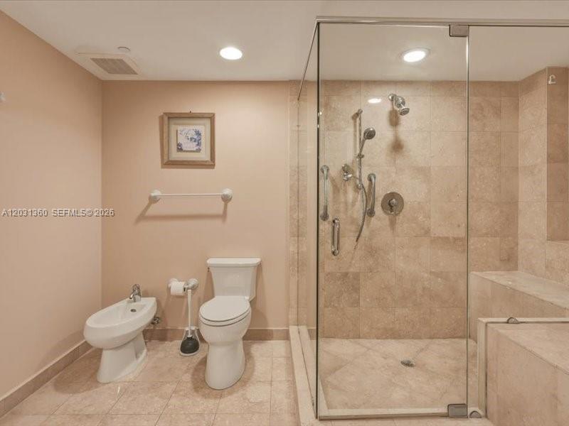 BEACH CLUB THREE CONDO - Residential Lease