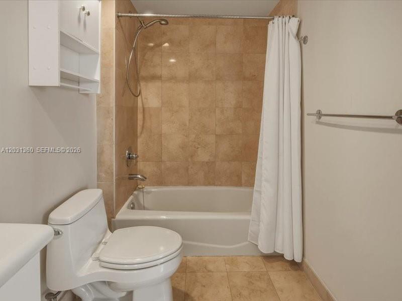 BEACH CLUB THREE CONDO - Residential Lease
