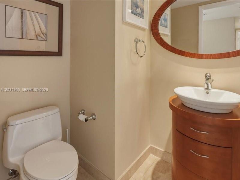 BEACH CLUB THREE CONDO - Residential Lease