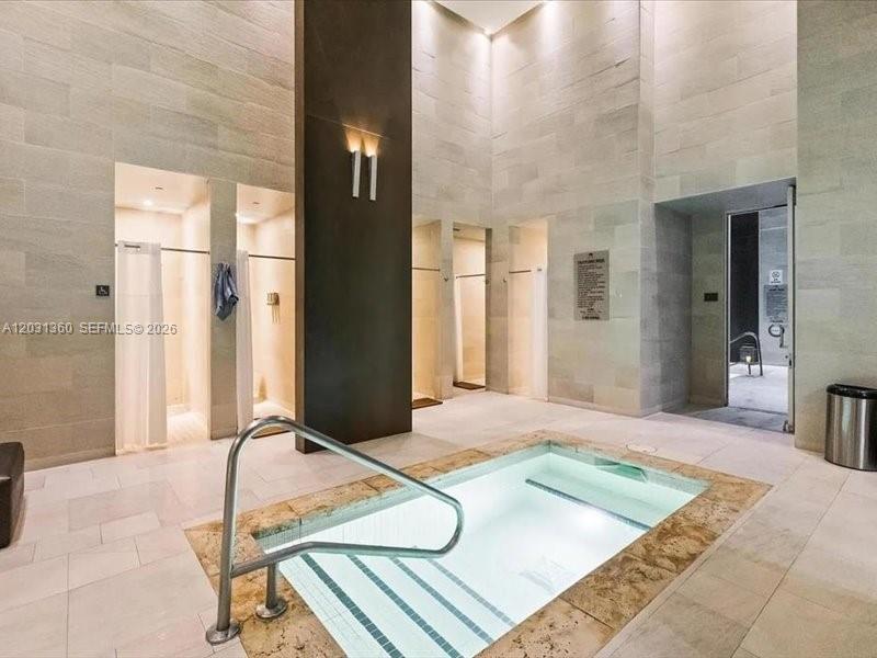 BEACH CLUB THREE CONDO - Residential Lease
