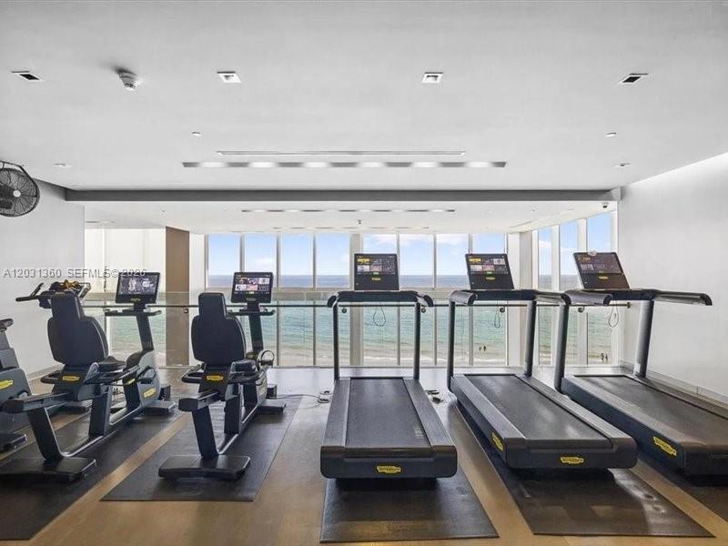 BEACH CLUB THREE CONDO - Residential Lease