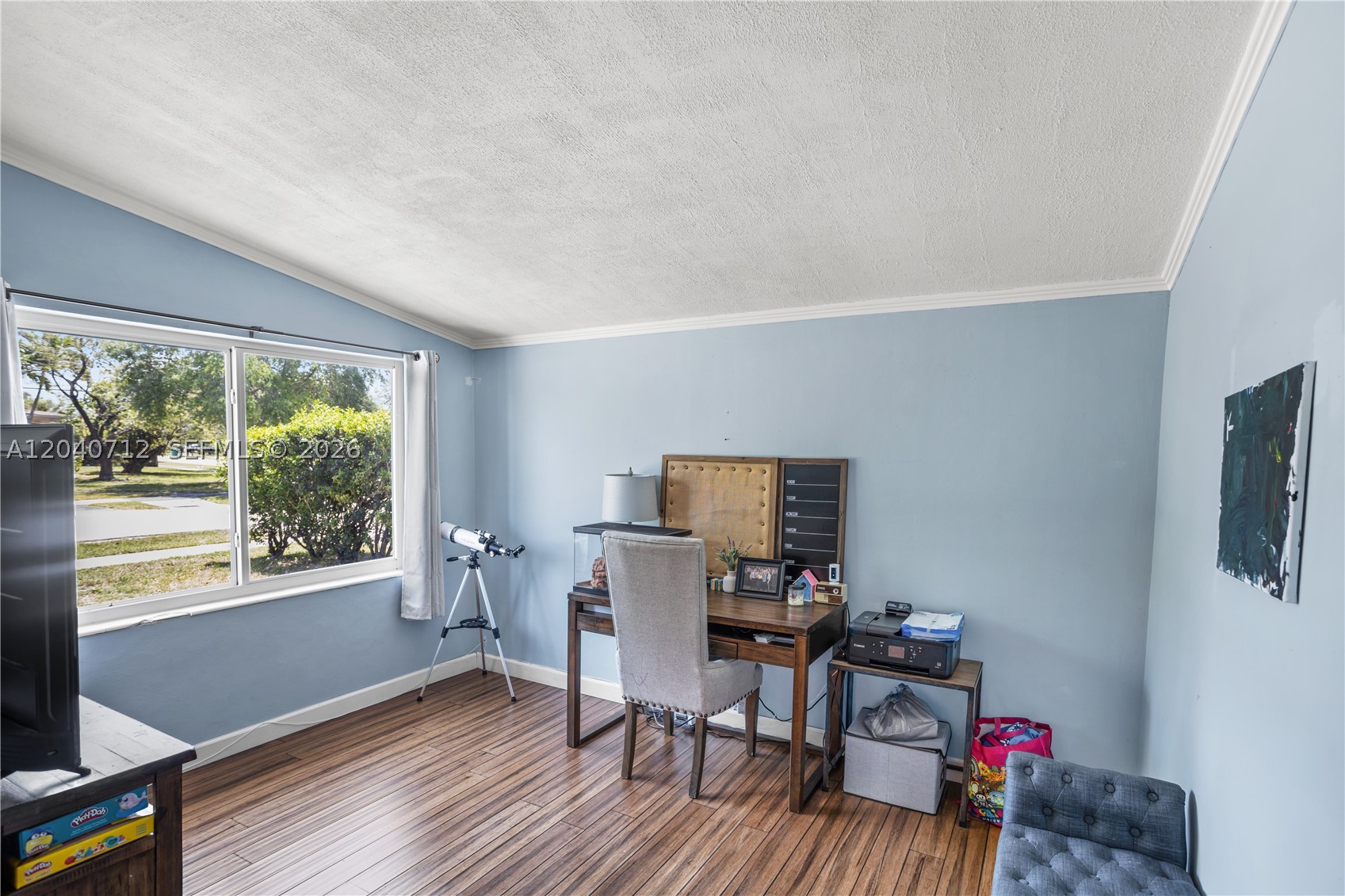 PINE TREE MANOR SEC 4 - Residential